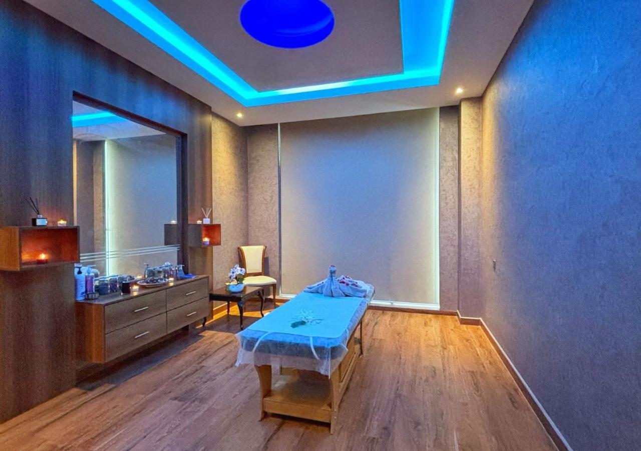 City Gate Hotel Доха Екстериор снимка